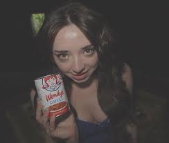 Molly Moon 🌙 (@mollymoonnn)  X