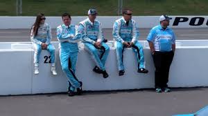 Nascar holds races at 30 different tracks in the u.s and canada, including oval short tracks, winding road courses, and superspeedways. Tiny But Mighty Dp Waits With Her Team On The Green Flag For The Rain Delayed Axalta We Paint Winners 400 Pocono Raceway 6 6 16 Race Cars Racing Poconos