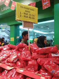Coklat daim sedap sampai termimpi mimpi dibuatnya. Ctfarzbhrn A Twitter Memandangkan Sis Baru Balik Dari Langkawi 10 September 2018 Sis Nak Share Harga Coklat Kat Langkawi Di Hj Ismail Group Dan Billion Supermarket 1 Daim 280g 2 Toblerone 50g 100g 3 Ferrero Roshe