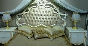 Develi Mobilya Nin Carpici Samsarayatakodasi Urunu Avangard Mobilya Tarzinin Yatak Odasindaki Ihtisami Bu Urunde Incelemek Icin Resme Mobilya Art Deco Yatak