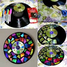 Wie Sie Eine Tolle Vogeltranke Mit Dvds Dekorieren Konnen Uhr Selber Basteln Basteln Mit Cds Vinylprojekte