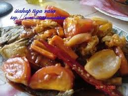 Gambar ikan bawal masak tomato. Resepi Ikan Bawal Tiga Rasa Resepi Merory Sedap Betul
