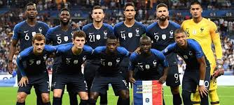 Joueur de boules, de football, de tennis. Equipe De France Quel Joueur Fait Vendre Le Plus De Maillots A Son Nom Mce Tv