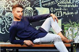 Aransemen dan lirik lagu indonesia raya diubah total dengan nada penghinaan. Tak Sangka Bersyukur Seadanya Trending