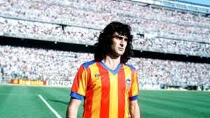 Aside from 1978's top scorer kempes, argentina could count defensive linchpin and captain daniel. About Mario Kempes Mario Alberto Kempes