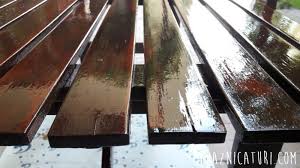 Un set de mobilier de sufragerie din lemn, însă, necesită puțin mai multă întreținere. Un Lac Pentru Mobila De Exterior Pe Care Il Recomand Gabi Ralea Diy Decor