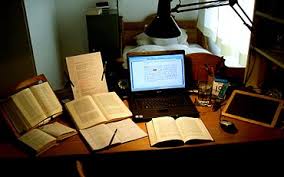 This desk is the best of all the desks.: Schreibtisch Wikipedia