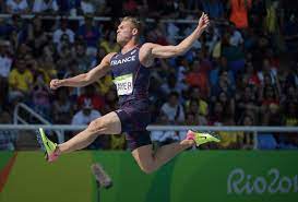 Esiste anche una versione femminile del decathlon, ufficialmente ratificata dalla world athletics, che tuttavia viene disputata solo in alcuni meeting. Dyestat Com News Kevin Mayer Has His Eyes Set On Decathlon World Record