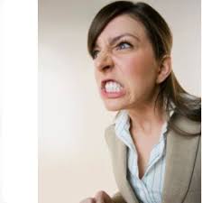 Try leave that relationship wey you take dey cry everyday and  everytime,relationship nor be onions 😒😒🙄🚶🏿