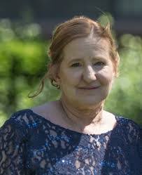 Kathy Plummer's Instagram, Twitter & Facebook