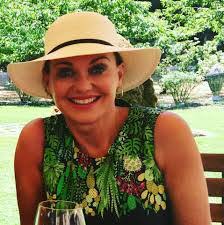 Freda Wallace's Instagram, Twitter & Facebook