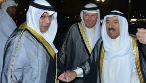 زكاة الفطر فرض على كل مسلم صغير أو كبير ذكر أو أنثى حر أو عبد؛ لما ثبت عن ابن عمر رضي الله عنهما قال: Ø³Ù…Ùˆ Ø§Ù„Ø£Ù…ÙŠØ± ÙŠÙ‚ÙˆÙ… Ø¨Ø²ÙŠØ§Ø±Ø© Ø¥Ù„Ù‰ Ù…Ø¨Ù†Ù‰ Ø§Ù„Ø´ÙŠØ® Ù†ÙˆØ§Ù Ø§Ù„Ø£Ø­Ù…Ø¯