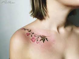 Collar bone tattoos have become an important part of individual fashion and these days one can use them when making a unique kind of fashion statement. Does It Hurt To Get A Tattoo On Your Collarbone Quora