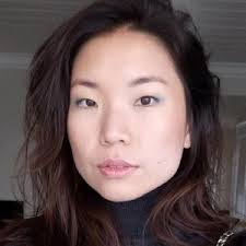 Elaine Hearn's Instagram, Twitter & Facebook