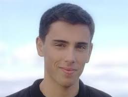 Pedro fernandes é um filho amado de deus, desde infância deus o capacitou com o dom para tocar instrumentos e cantar para honrar e engrandecer o nome do senhor. Iof Eventor Jose Pedro Fernandes