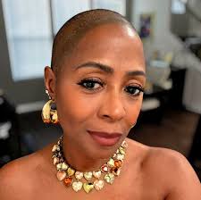 SMASH N GRAB!!! (And Caught) 😂😭 Video shows a group of offenders doing a  smash and grab at a GameStop