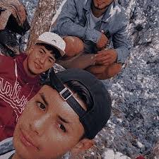 Jose Castellon's Instagram, Twitter & Facebook