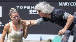26 on 22 october 2018. Wta Rom Vater Von Camila Giorgi Sorgt Fur Eklat Schiedsrichterin Lara Morgane Ruft Verstarkung Eurosport