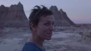 Avec le très beau "Nomadland", la Chinoise Chloé Zhao consacre la fin du  Rêve américain