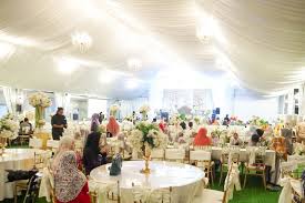 Bagi pakej perkahwinan pihak kami juga menyediakan khidmat andaman, pelamin, fotografi dan kompang untuk kemudahan anda. Pakej Perkahwinan Lengkap Garden Wedding Lugar De La Boda Puchong