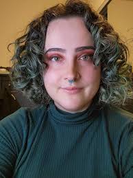 Brooke Hull's Instagram, Twitter & Facebook