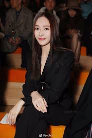 Instagram update krystal for 200 korean actors campaign 130615 krystal 151106 krystal 210528 krystal's h& entertainment profile photos 210514 krystal instagram update 210402 h&d naver post. 10 Fakta Jessica Jung Yang Semakin Eksis Udah Ketemu