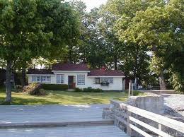 Our westchester real estate agents are ready to serve you now! Westchester County Seasonal Cottage For Sale Rye Hen Island Ny