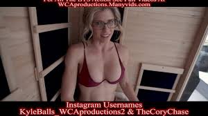 Sweating in the Sauna with a Horny Cougar - Jizzberry.com video