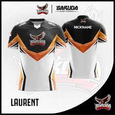 Desain baju juga perlu diperhatikan. Jersey Gaming Jasa Bikin Baju Esport Desain Sendiri Di 2021 Desain Kaos Jersey Desain Logo Olahraga Sport Outfits