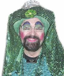 Sister Dana sez, “Happy HoliGays, and remember to keep the 'X' in 'Xmas'!” 