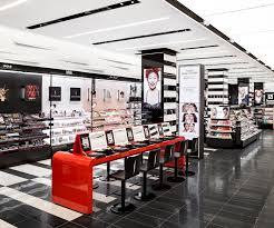 Explore our unrivaled selection of makeup, skin care, fragrance and more from classic and emerging brands. Sephora Launches Clean At Sephora Campaign Wwd