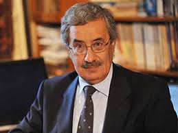 2011 Ends without Implementation of Wage Hike Decision