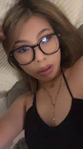 Shayla Lane's Instagram, Twitter & Facebook