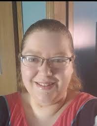 Stephanie Piatt's Instagram, Twitter & Facebook