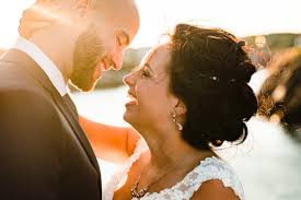 Our style of wedding photography is a mix of traditional, lifestyle and photojournalism. Blog Maddie Mills Photo