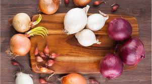 Come cucinare le cipolle bianche in padella. Tipi Di Cipolla La Varieta Piu Importanti In Italia E Alcuni Spunti Per Cucinarle