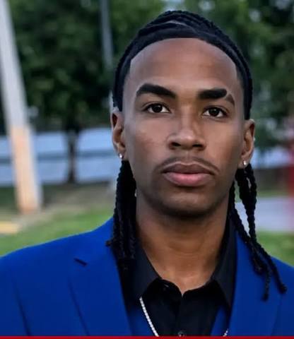 🔴Identifican a joven Dominicano de 20 años as3sin4do en Toa Alta, Puerto Rico Ángel M. Astacio Flores, de 20 años, falleció en el hospital luego de recibir varias h3ridas de b4la. El