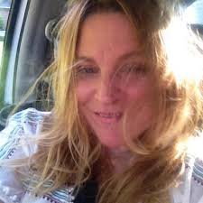 Mary Cloonan (@mecloo)