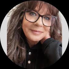 Homemade chili n garlic bread is dinner