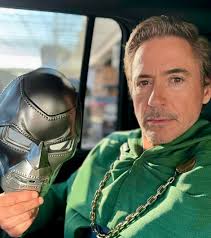 More pics of Robert Downey Jr's reveal as #DoctorDoom!! #avengersdoomsday