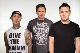 Since 2015, the lineup of the band has consisted of bass guitarist and vocalist mark hoppus, drummer travis barker, and guitarist and vocalist matt skiba. Travis Barker Says First Blink 182 Gig Without Tom Delonge Was A Great Feeling