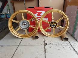 Взбить белки в очень крепкую пену. Velg Racing Rcb Sp811 Yamaha Nvx155 Aerox Warna Gold 250 350 14 Shopee Indonesia