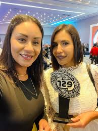 GCB Logística Aduanal recibe Distintivo ESR® 2024 y participa en el Foro  Internacional de MiPyMEs Socialmente Responsables