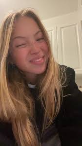 Fleur Lynn's Instagram, Twitter & Facebook