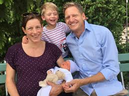 Beide sind die größten fans ihres jüngsten bruders, der sechs monate alt ist. Nicola Spirig Reto Hug Yannis Malea Et Alexis