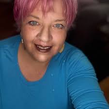 ❌Shelley❌ (@shelley_newme)