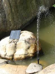 Di bagian permukaan kolam, dipoles dengan sentuhan warna terang sehingga membuat tampilan permukaan air terlihat lebih jernih. Air Mancur Kolam Tenaga Solar Matahari 7v 1 12w 150l H Gy D 001 Black Jakartanotebook Com