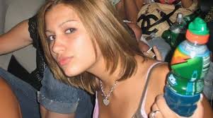 Downblouse pictures taken from various hot girls at different places