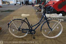 Holandia znosi prawie wszystkie obostrzenia. Oma Fahrrad Hollandia Feelgood Blau Onlineauctionmaster Com