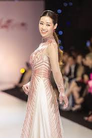 Tại cuộc thi hoa hậu hoàn vũ việt. Thanh Tich Ä'ang Ná»ƒ Cá»§a Tan Hoa Háº­u Hoan VÅ© Viá»‡t Nam 2019 Nguyá»…n Tráº§n Khanh Van